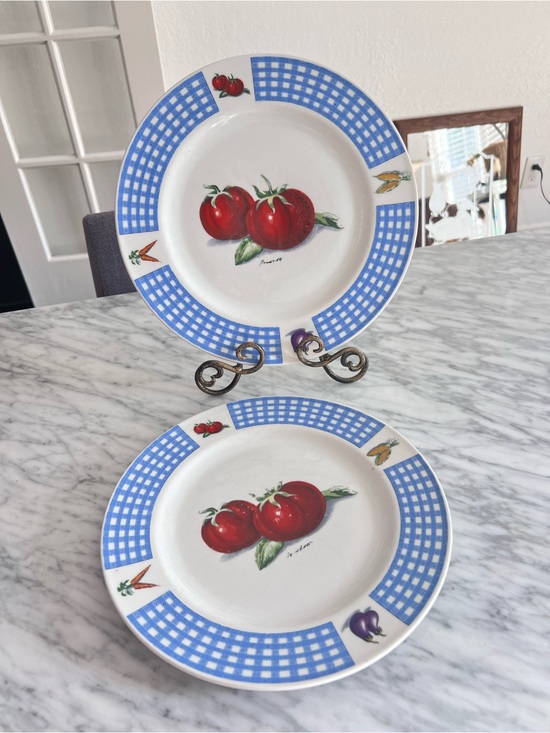 Tabletops Unlimited Other - Fresh Vegetable Pattern Dinner Plates - 10”